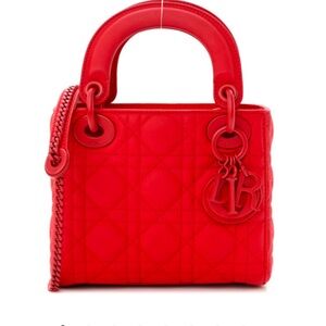 CHRISTIAN DIOR
Ultra Matte Calfskin Cannage Mini
Lady Dior Red